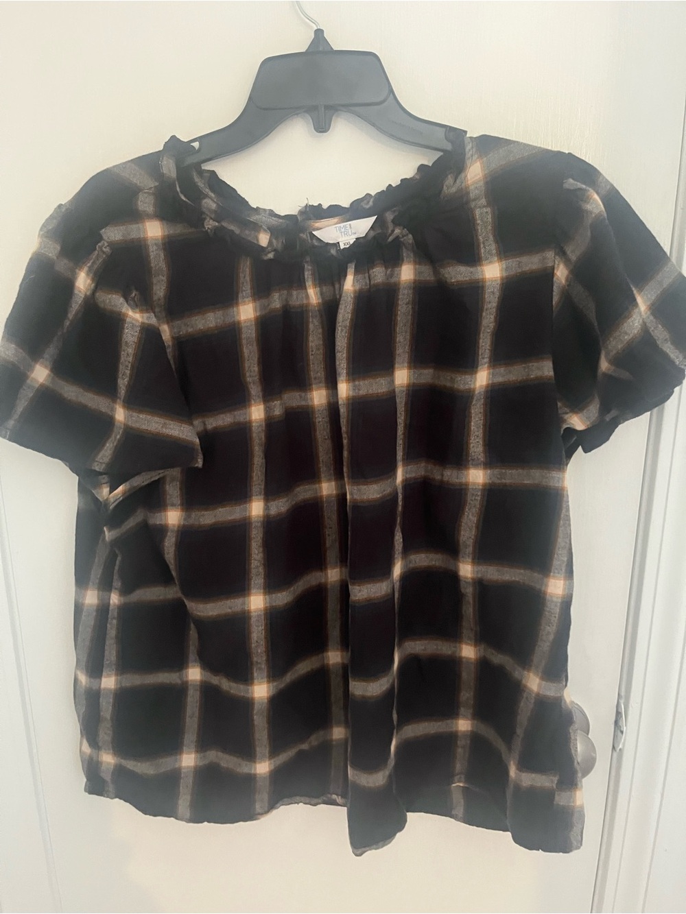 Time and Tru Black and Cream Plaid Short-Sleeve Blouse